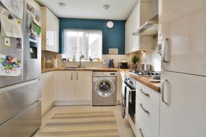 Kitchen- click for photo gallery